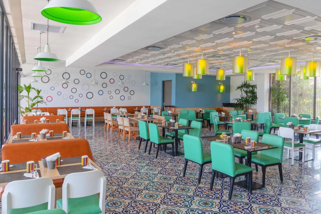 Park Inn By Radisson Libreville Zewnętrze zdjęcie